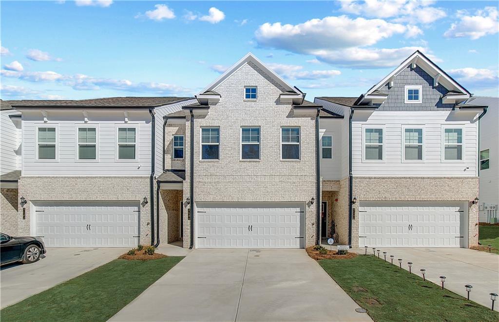 8199 Tiger Way, Riverdale, GA 30296
