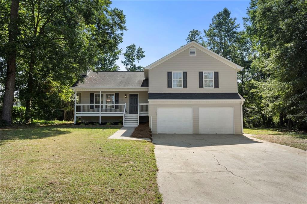 49 Patty Dr., Dallas, GA 30157