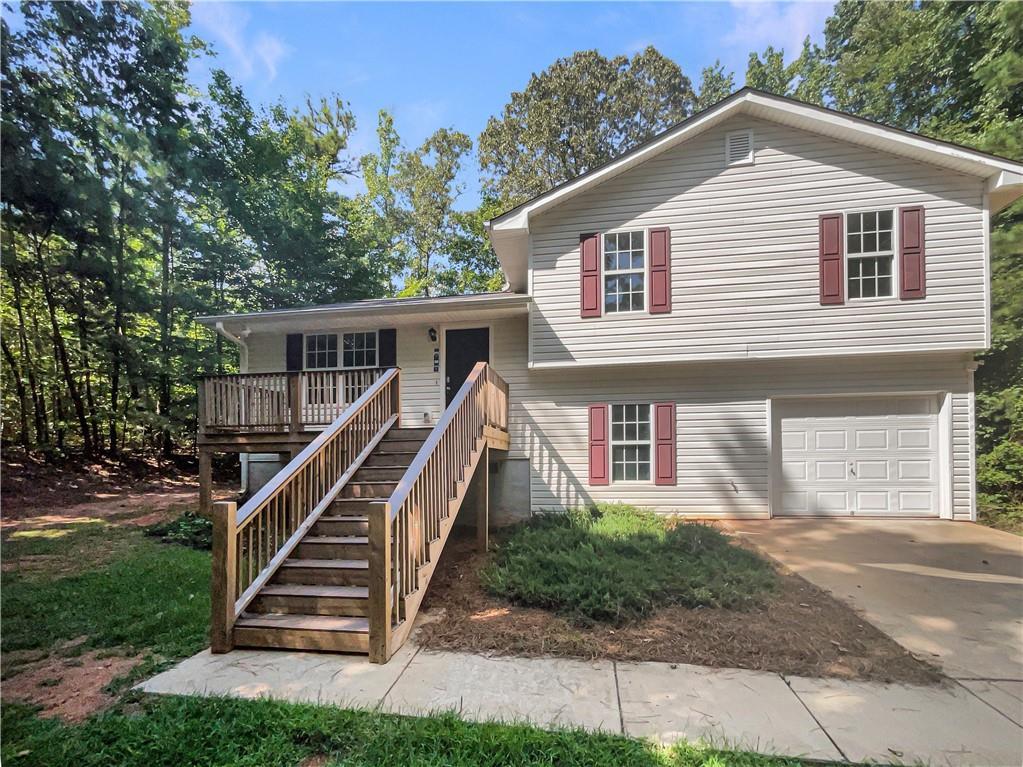 501 Hollis Thompson Dr., Whitesburg, GA 30185