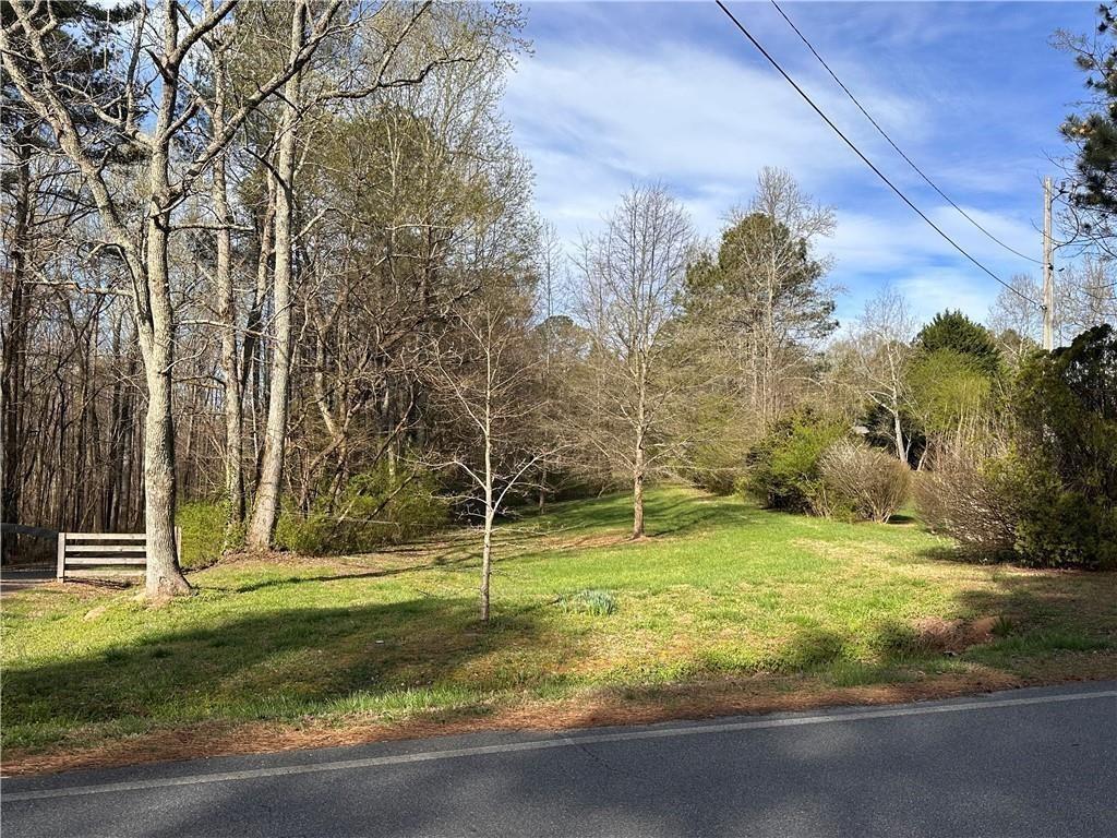 6785 Anderson Lake Rd., Dawsonville, GA 30534