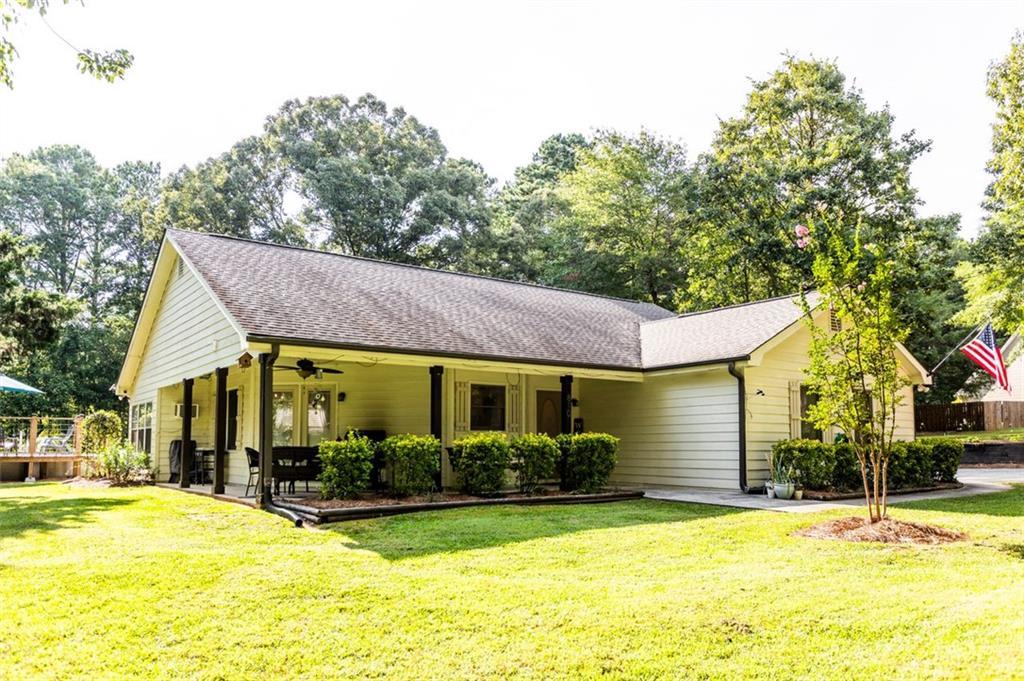 810 Northlake Cir., Oxford, GA 30054
