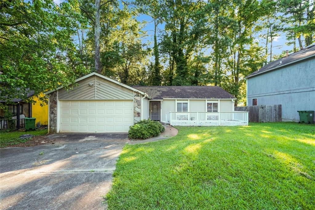1042 Mainstreet Lake Dr., Stone Mountain, GA 30088