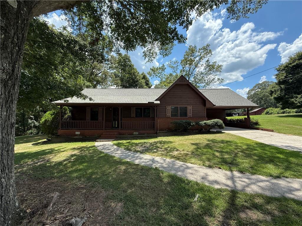 1601 Parker Dr., Conyers, GA 30012