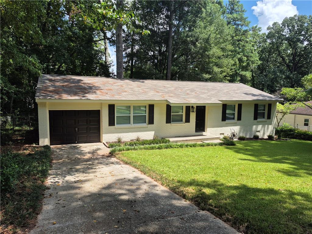 557 Mount Vista Rd., Stone Mountain, GA 30087