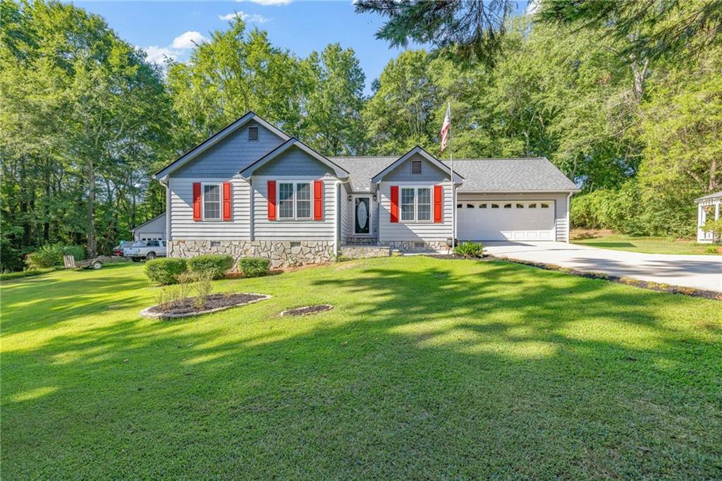 74 Summer Hill Drive, Hoschton, GA 30548