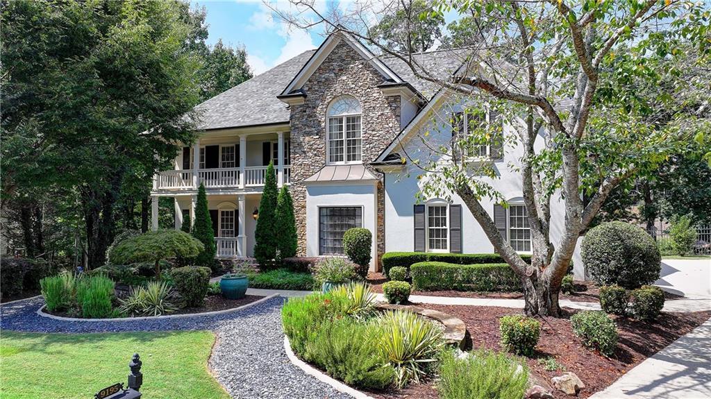 9195 Nesbit Lakes Dr., Alpharetta, GA 30022