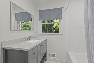 1673 Clearview Dr., Acworth, GA 30102