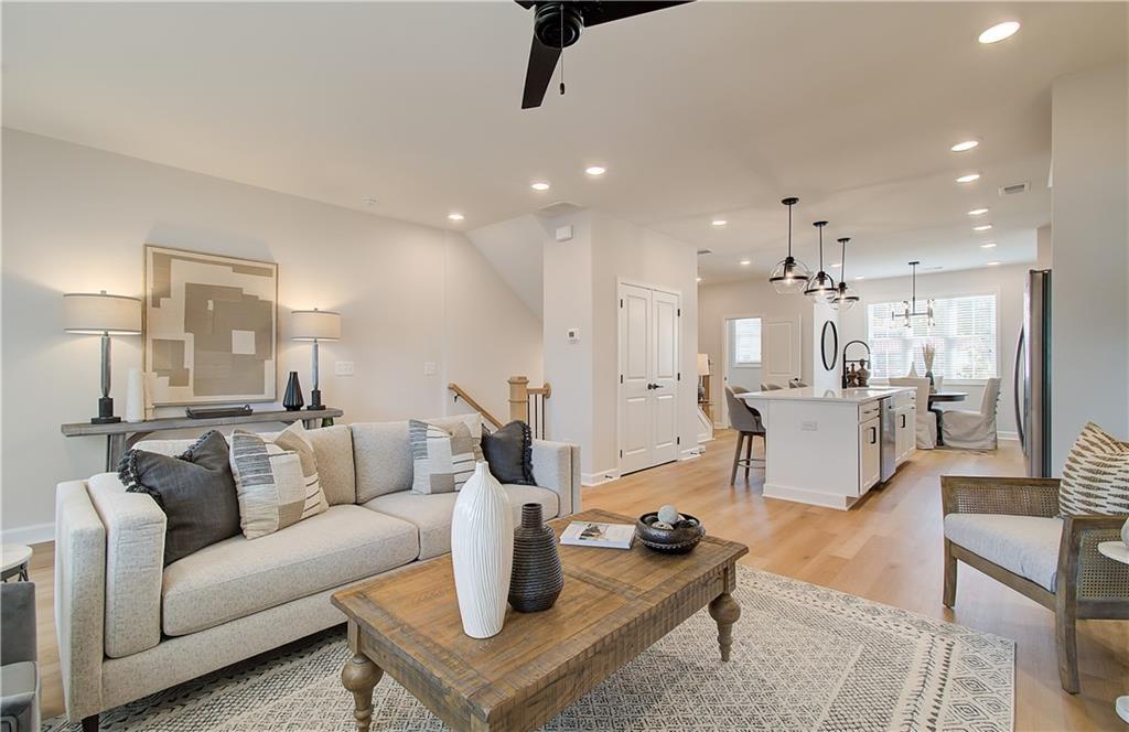 3352 Cranston Ln., Kennesaw, GA 30144