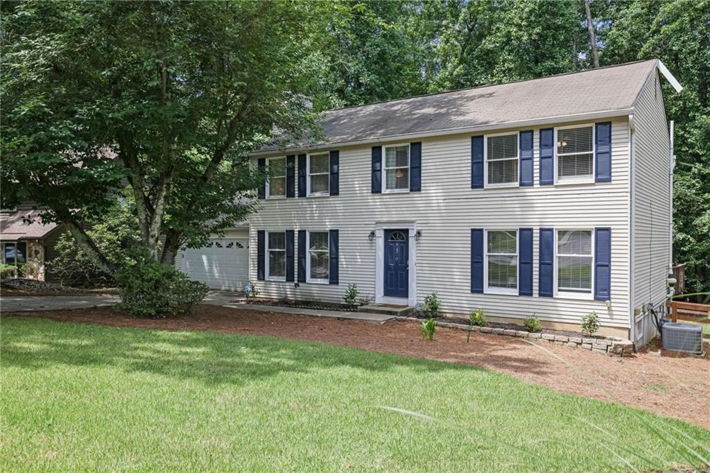 9470 Hillside Dr., Roswell, GA 30076