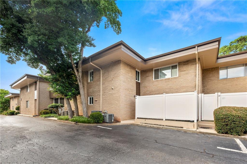 346 Carpenter Dr. #85, Atlanta, GA 30328