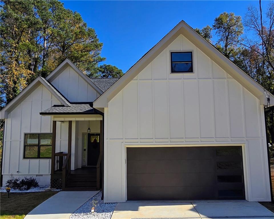 2152 Castlewood St., East Point, GA 30344