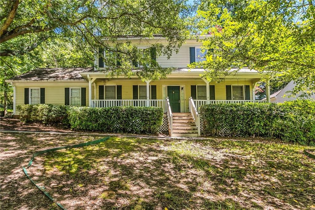 2880 Creekwood Dr., Snellville, GA 30078