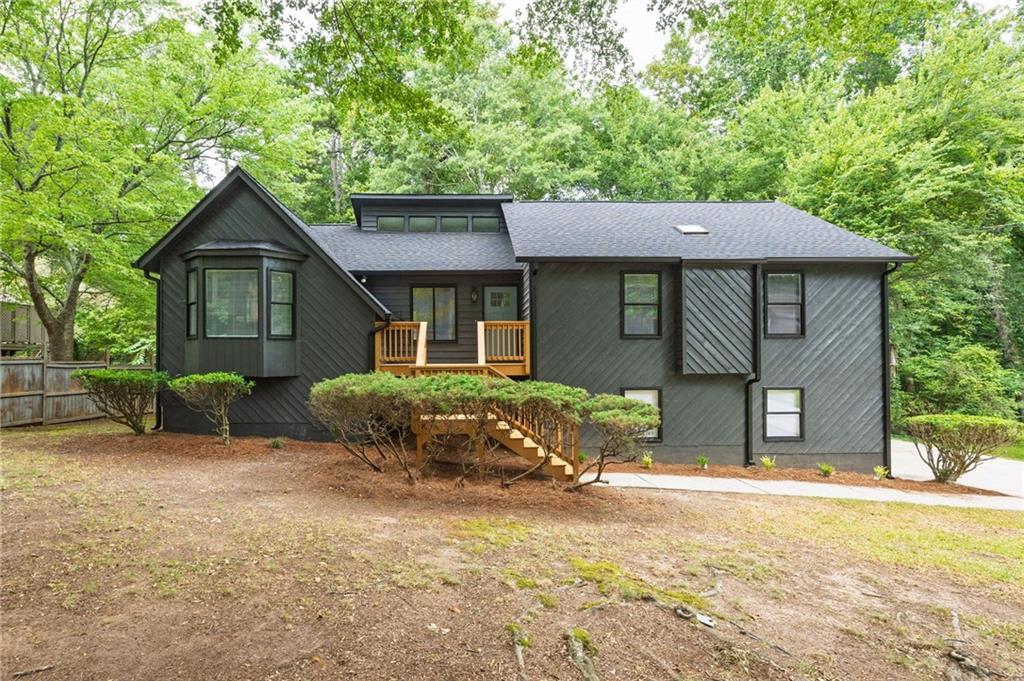 4047 Maxanne Dr., Kennesaw, GA 30144