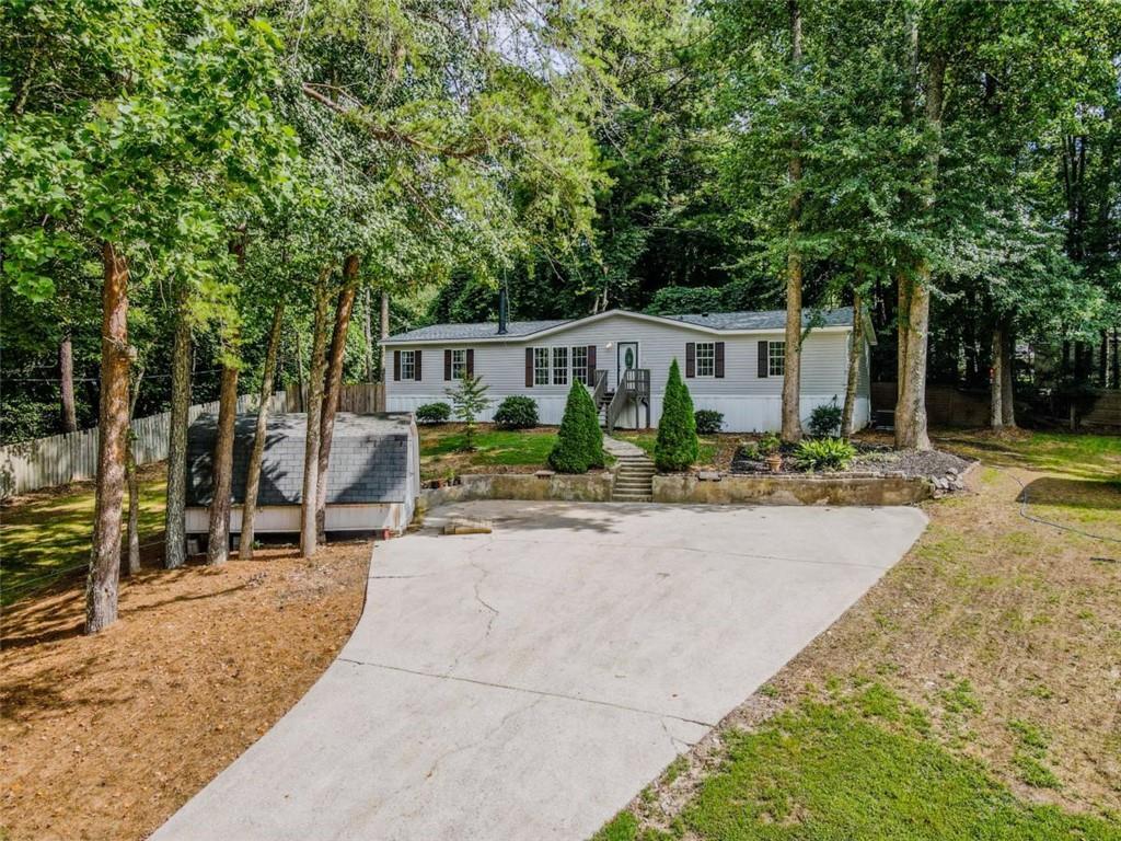 5202 Creek Lane, Sugar Hill, GA 30518