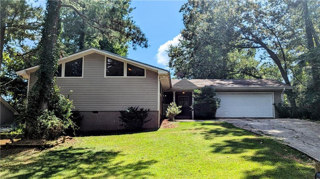 5759 Windermere Ct., Lithonia, GA 30038