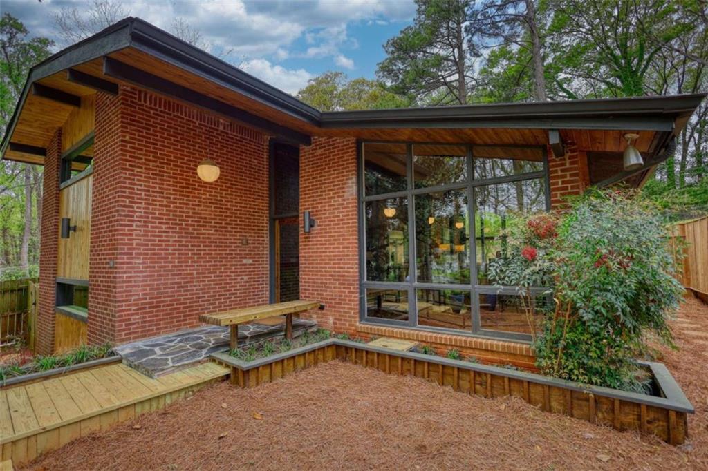 151 Rockmart Dr Sw, Atlanta, GA 30314