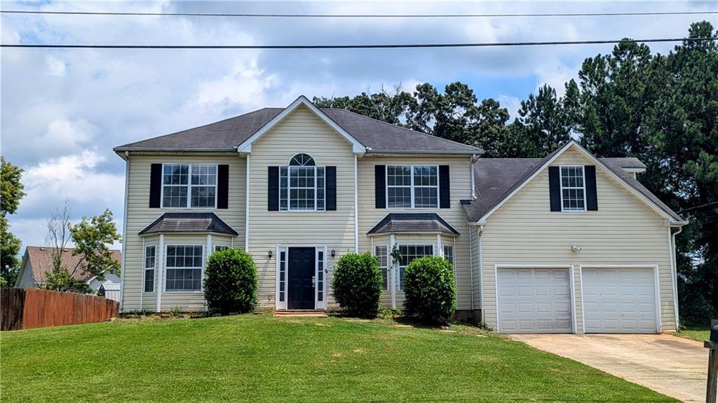 4192 Flakes Mill Manor Ln., Ellenwood, GA 30294