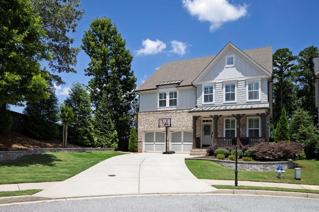208 Marlow Dr., Woodstock, GA 30188