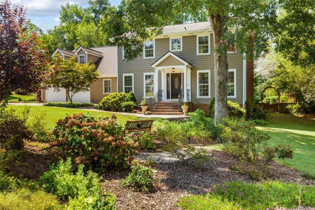 2932 Cheshire Dr., Marietta, GA 30062