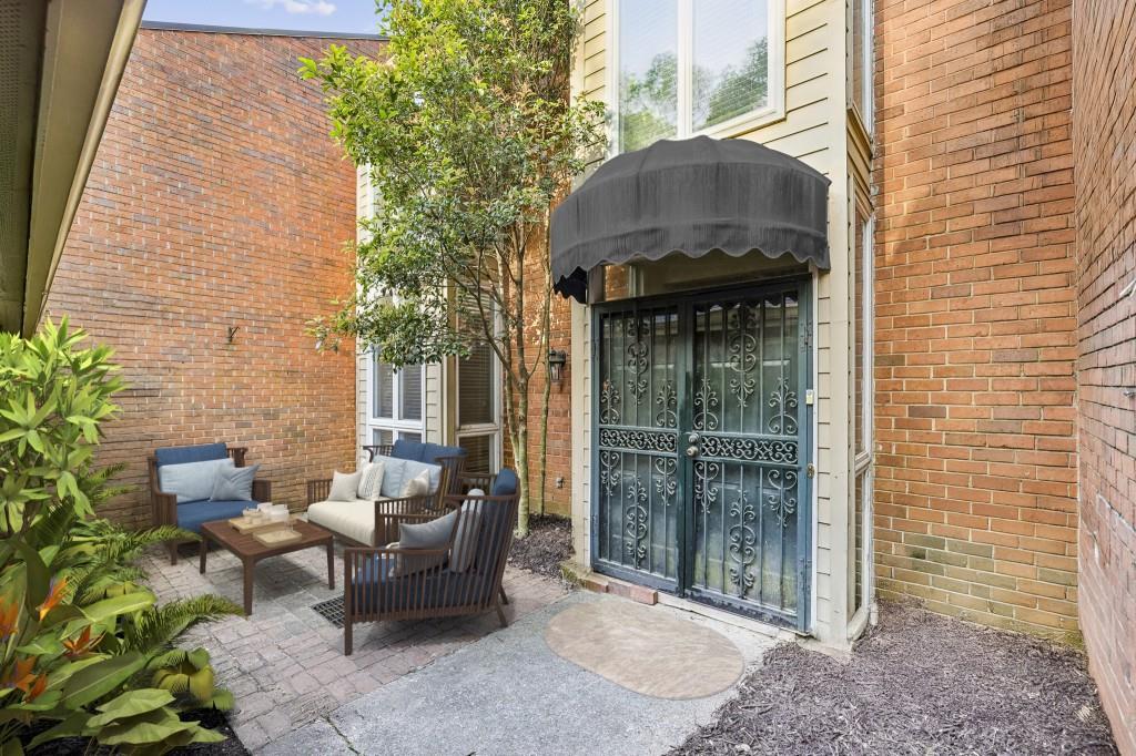 45 Willow Glen, Atlanta, GA 30342