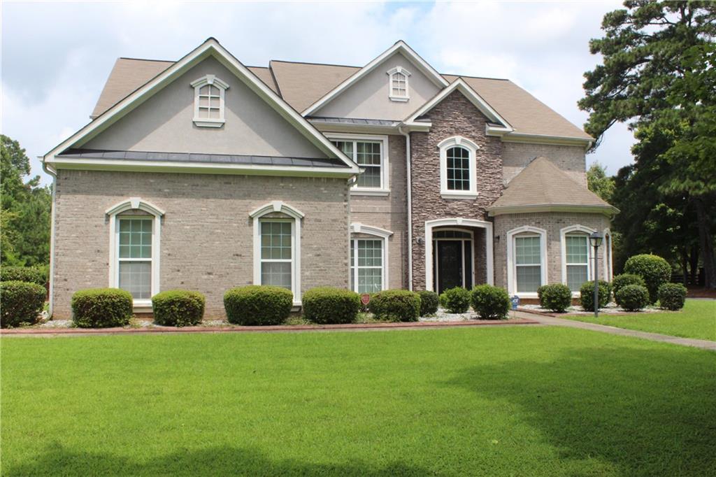 7553 The Lakes Dr., Fairburn, GA 30213