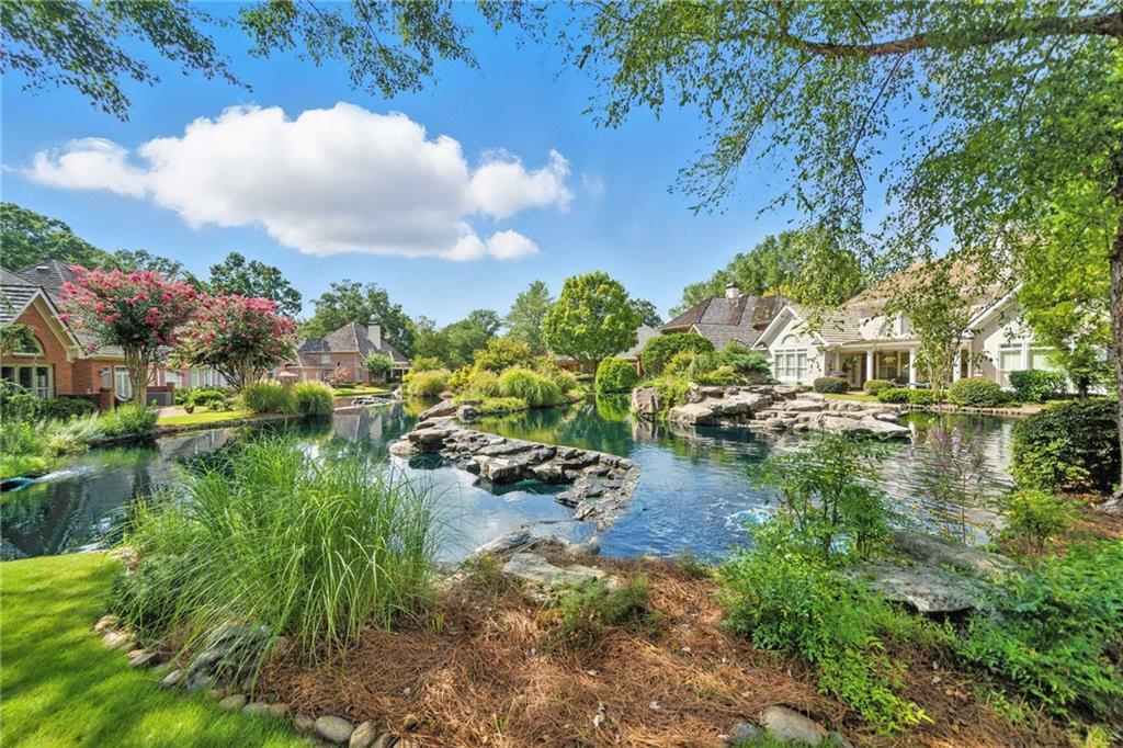 7100 Brookside Dr., Roswell, GA 30076