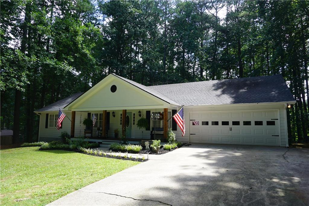 3560 Daylon Dr., Cumming, GA 30028