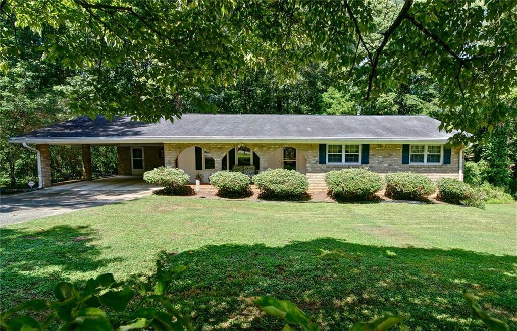 6435 Joanna St., Lithia Springs, GA 30122