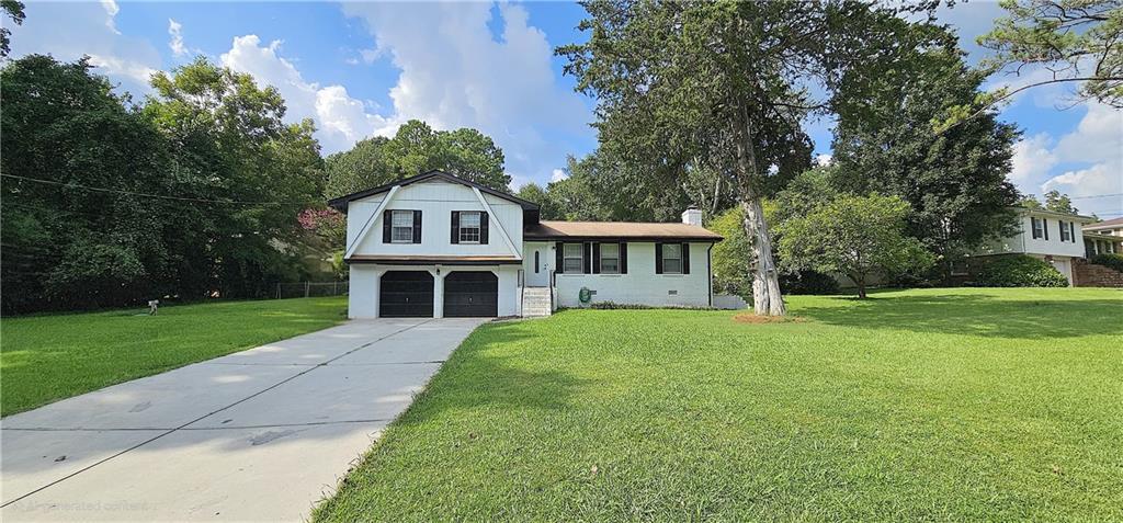 2611 Kings Cir., Lawrenceville, GA 30044