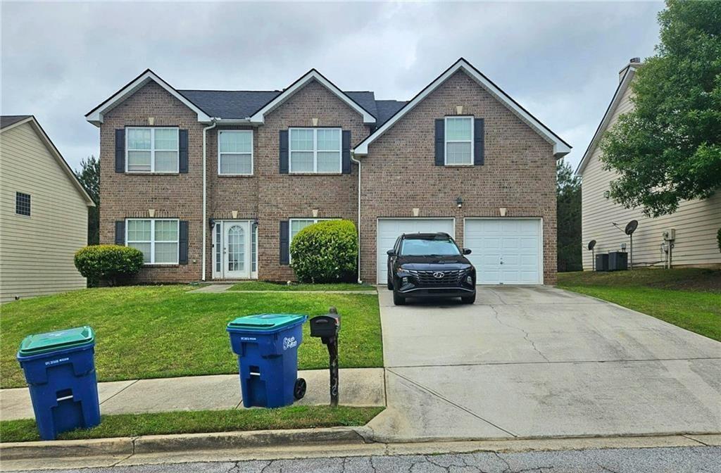 4925 Locherby Dr., Fairburn, GA 30213