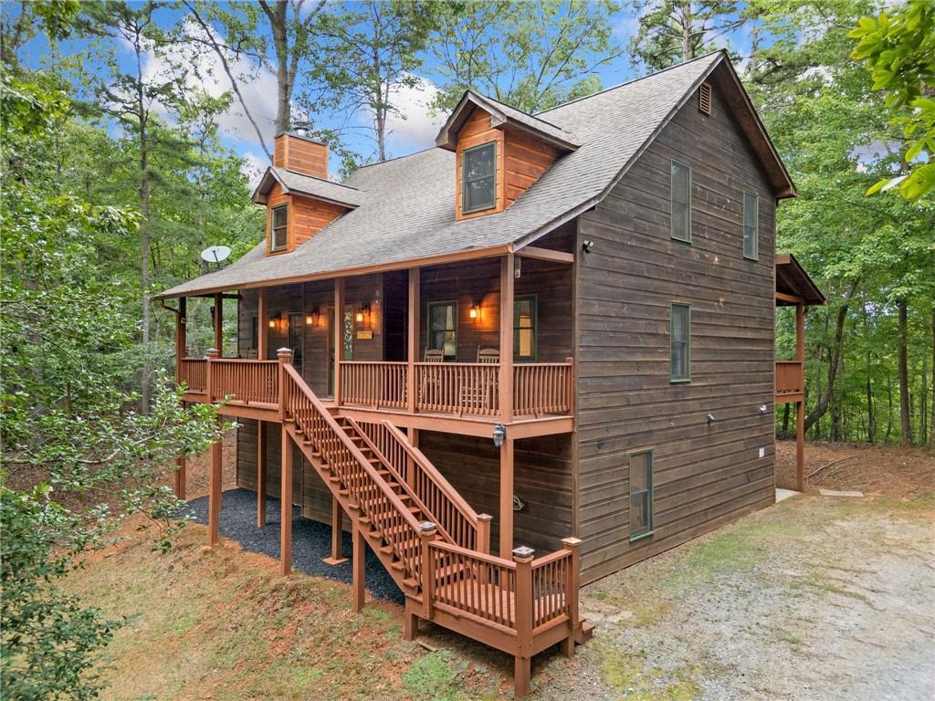329 Vista Chalet Dr., Ellijay, GA 30540