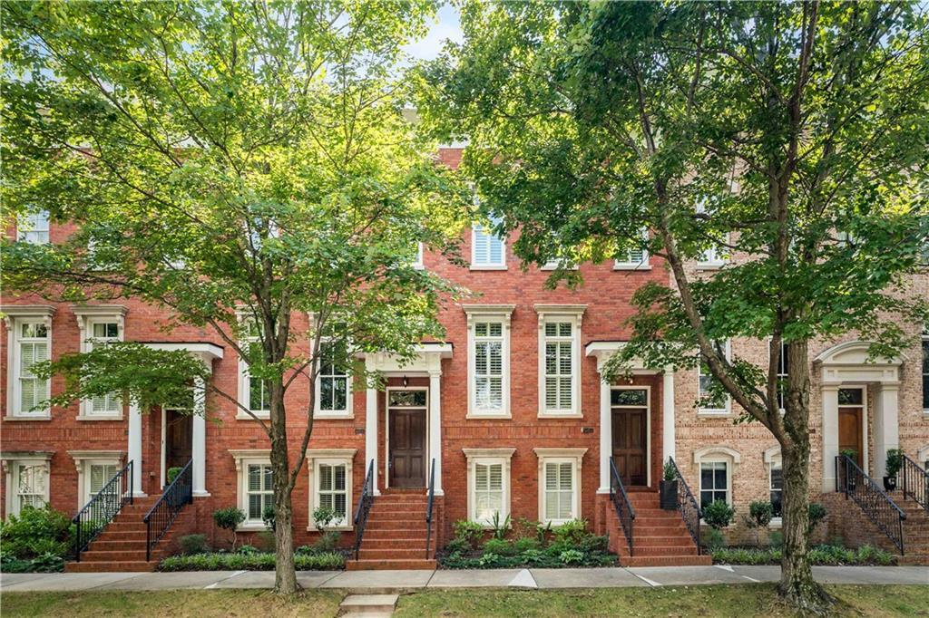 204 Montag Cir., Atlanta, GA 30307