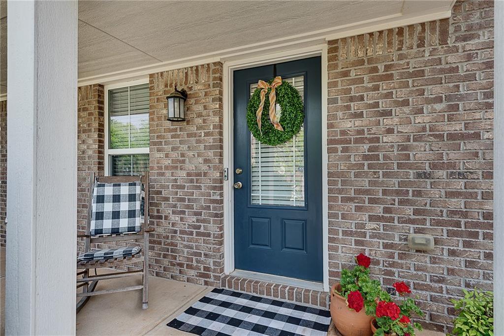 5437 Blossom Brook Dr., Sugar Hill, GA 30518
