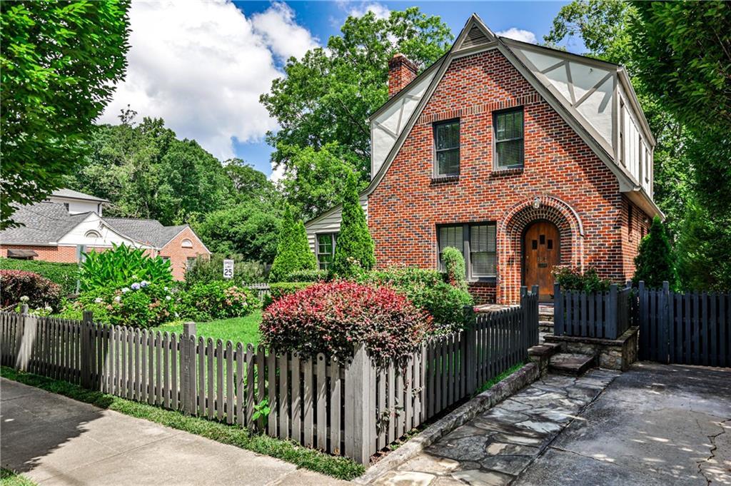 1012 Cumberland Rd., Atlanta, GA 30306