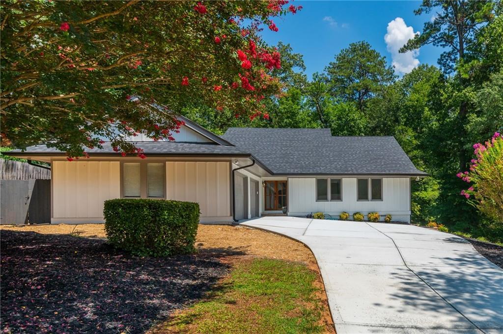 350 Ridgewater Dr., Marietta, GA 30068