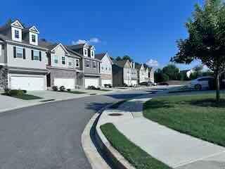 3747 Gardenwick Rd., Powder Springs, GA 30127