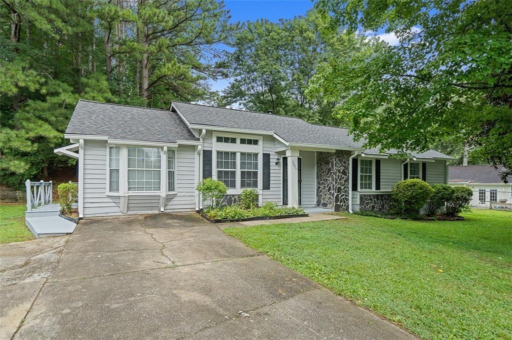 3897 Ester Dr., Atlanta, GA 30331