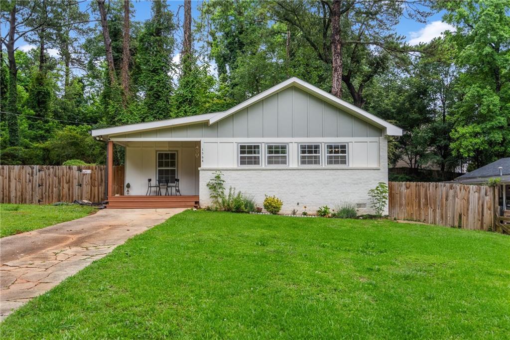 1564 Belva Ave., Decatur, GA 30032
