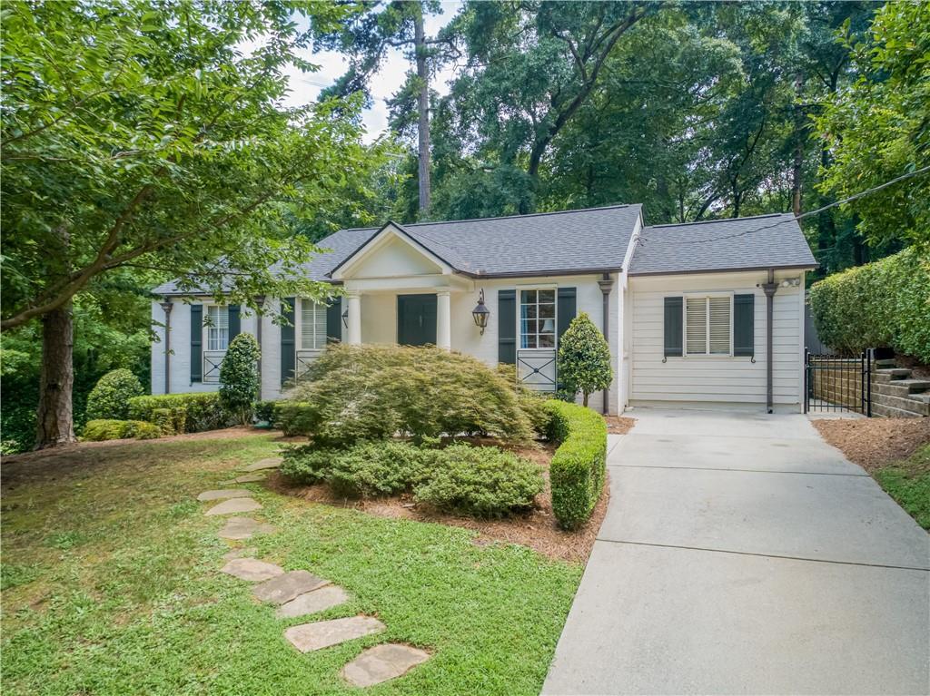 688 Forrest Tr., Atlanta, GA 30318