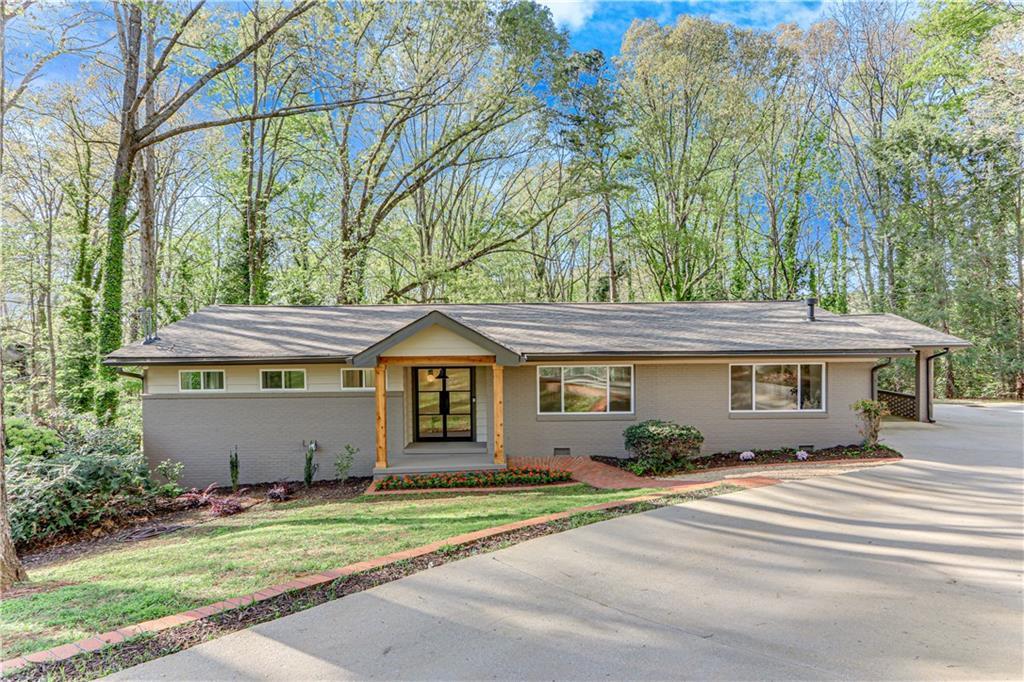 808 Sherwood Rd., Gainesville, GA 30501