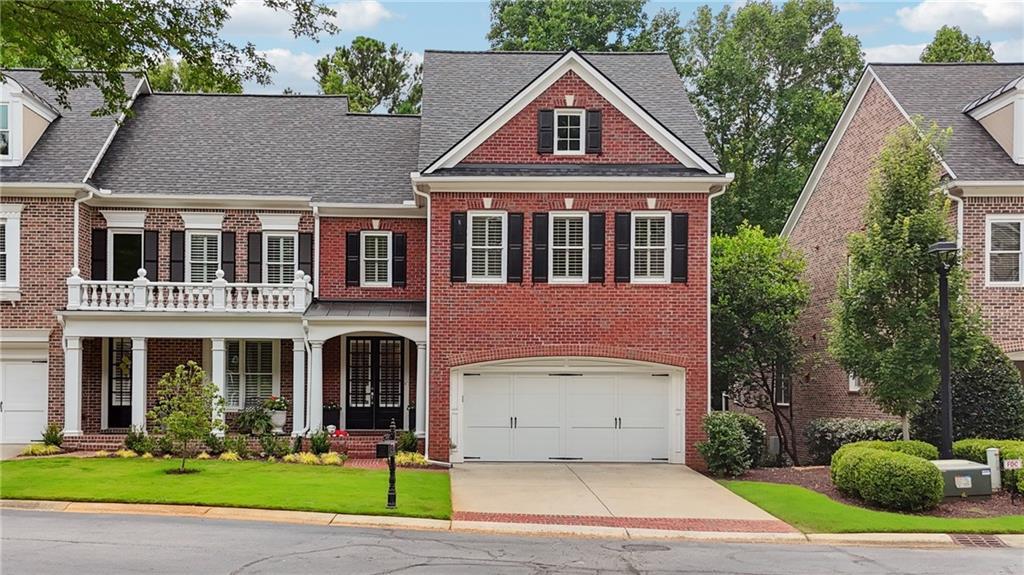 2416 Loxford Ln., Alpharetta, GA 30009