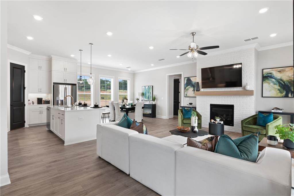 513 Cottage Creek Dr., Cumming, GA 30040