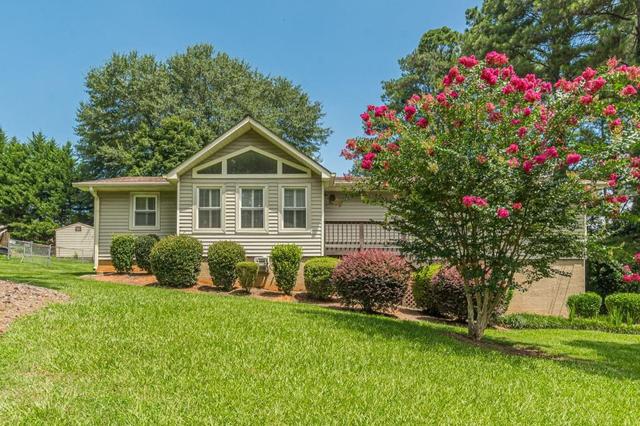 New Homes with Master Bedrooms on the 1st Floor That Attend Chapel Hill High School: July 26th to August 1st