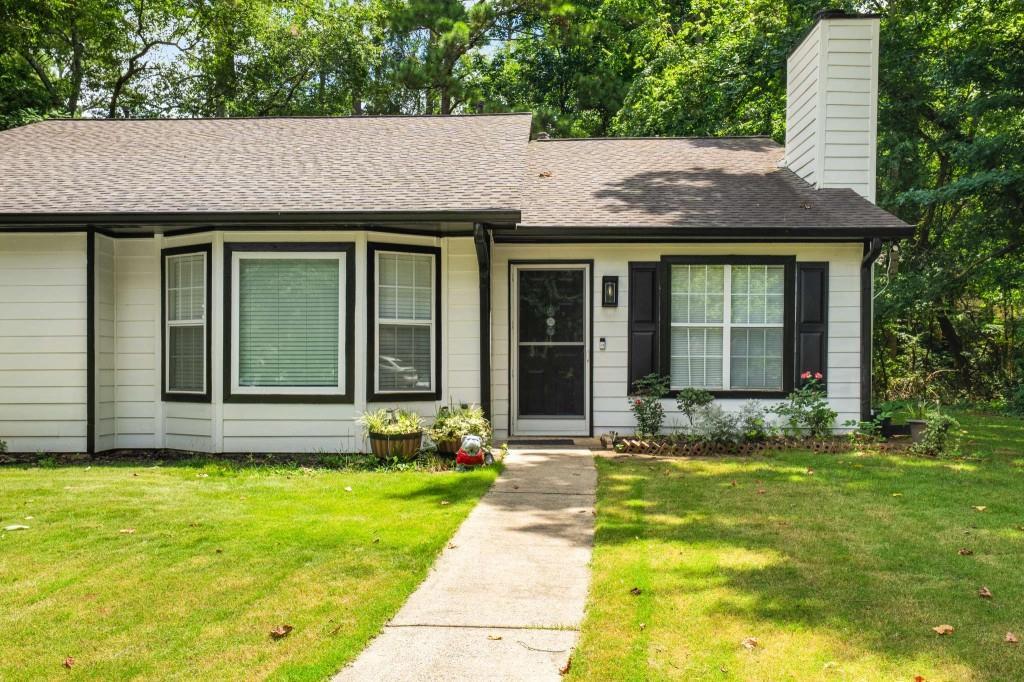 5142 Farm Place Dr., Woodstock, GA 30188