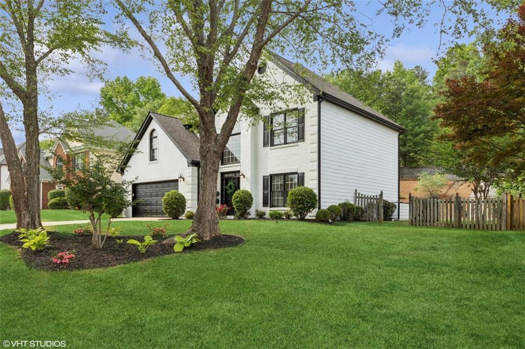 230 Bluff Oak Dr., Roswell, GA 30076