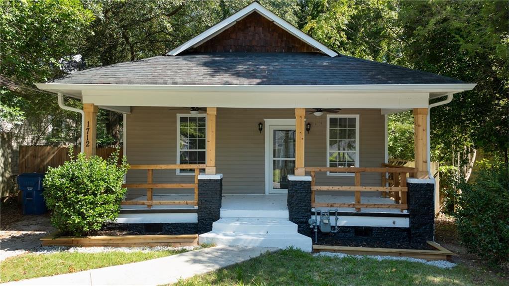 1712 Evans Dr., Atlanta, GA 30310