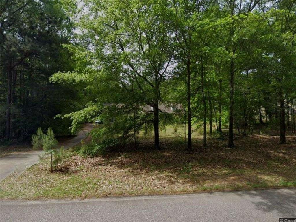 550 Stallsworth Rd., Mcdonough, GA 30252