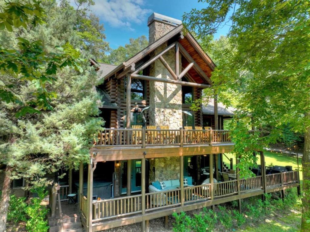 505 Old Salem Rd., Mineral Bluff, GA 30559