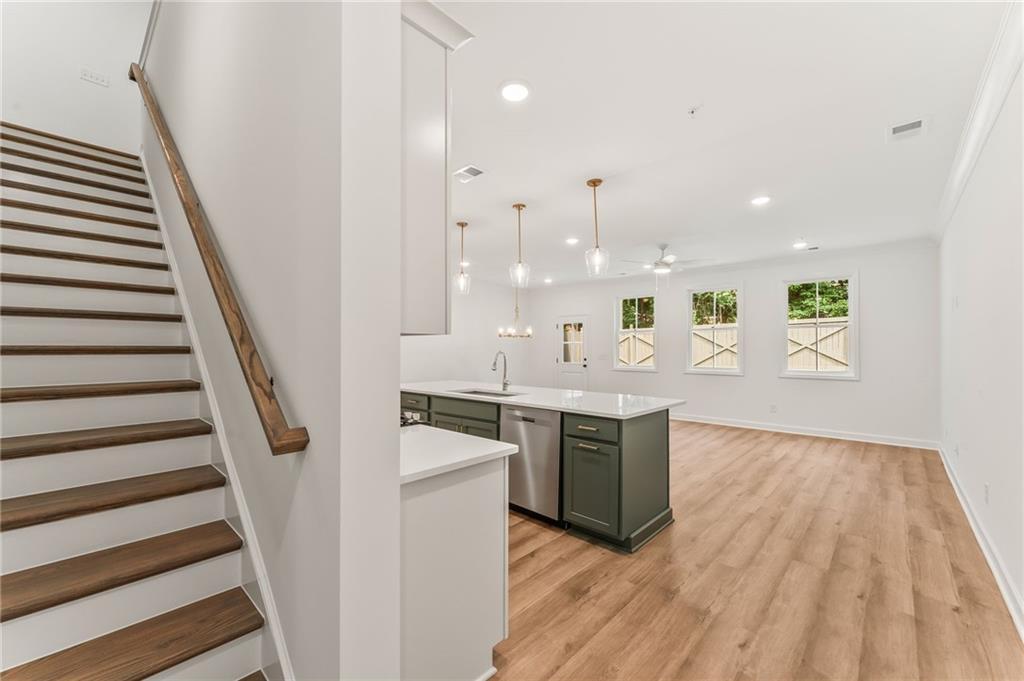 435 Carrera Ln., Acworth, GA 30102