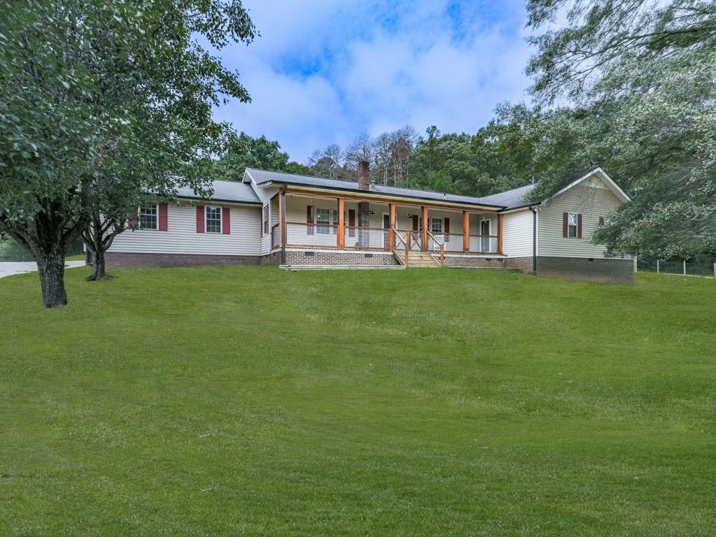 622 Harmony Rd., Aragon, GA 30104